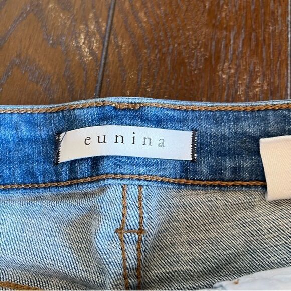 Eunina Distressed Jean Shorts size medium - Picture 3 of 5